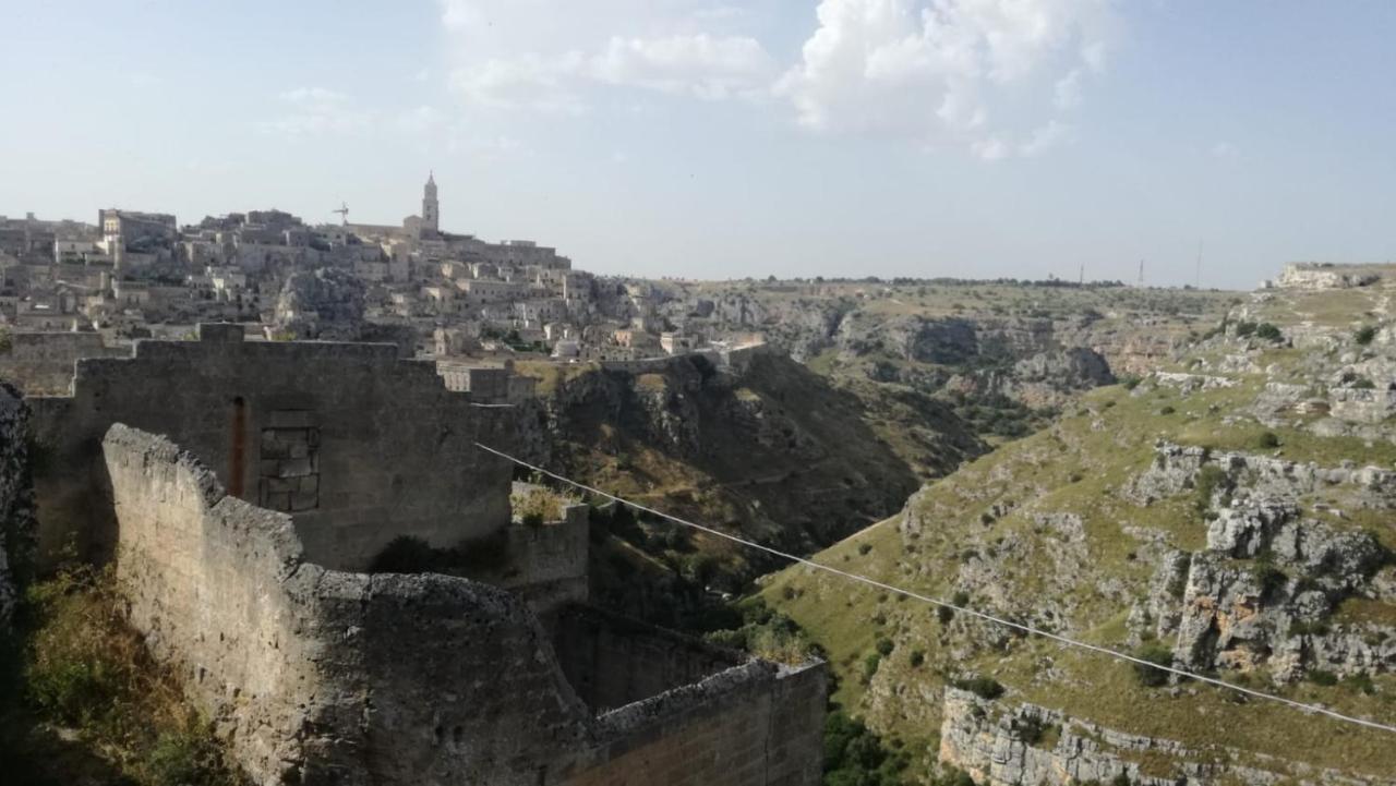 Вилла La Casa Nella Roccia Матера Экстерьер фото